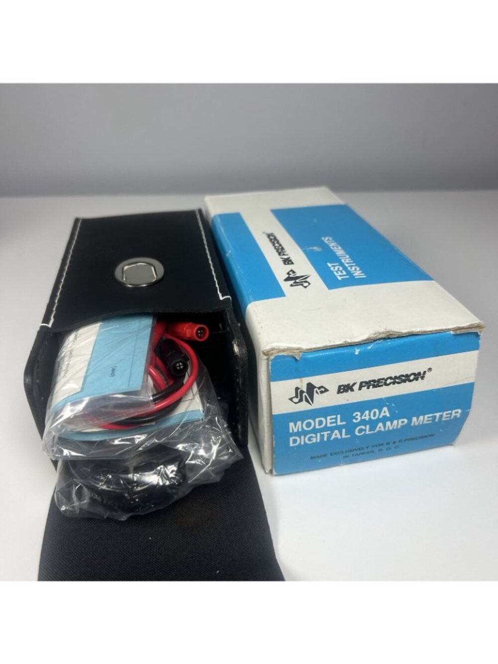 Vintage B&K Precision 340A Digital AC Clamp Meter NOS New Box Case Leads - Picture 2 of 6
